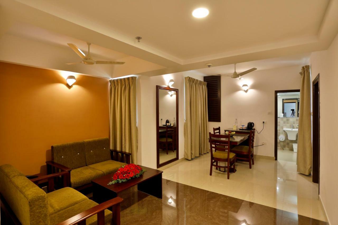 Hotel Sterling Thekkady Zewnętrze zdjęcie