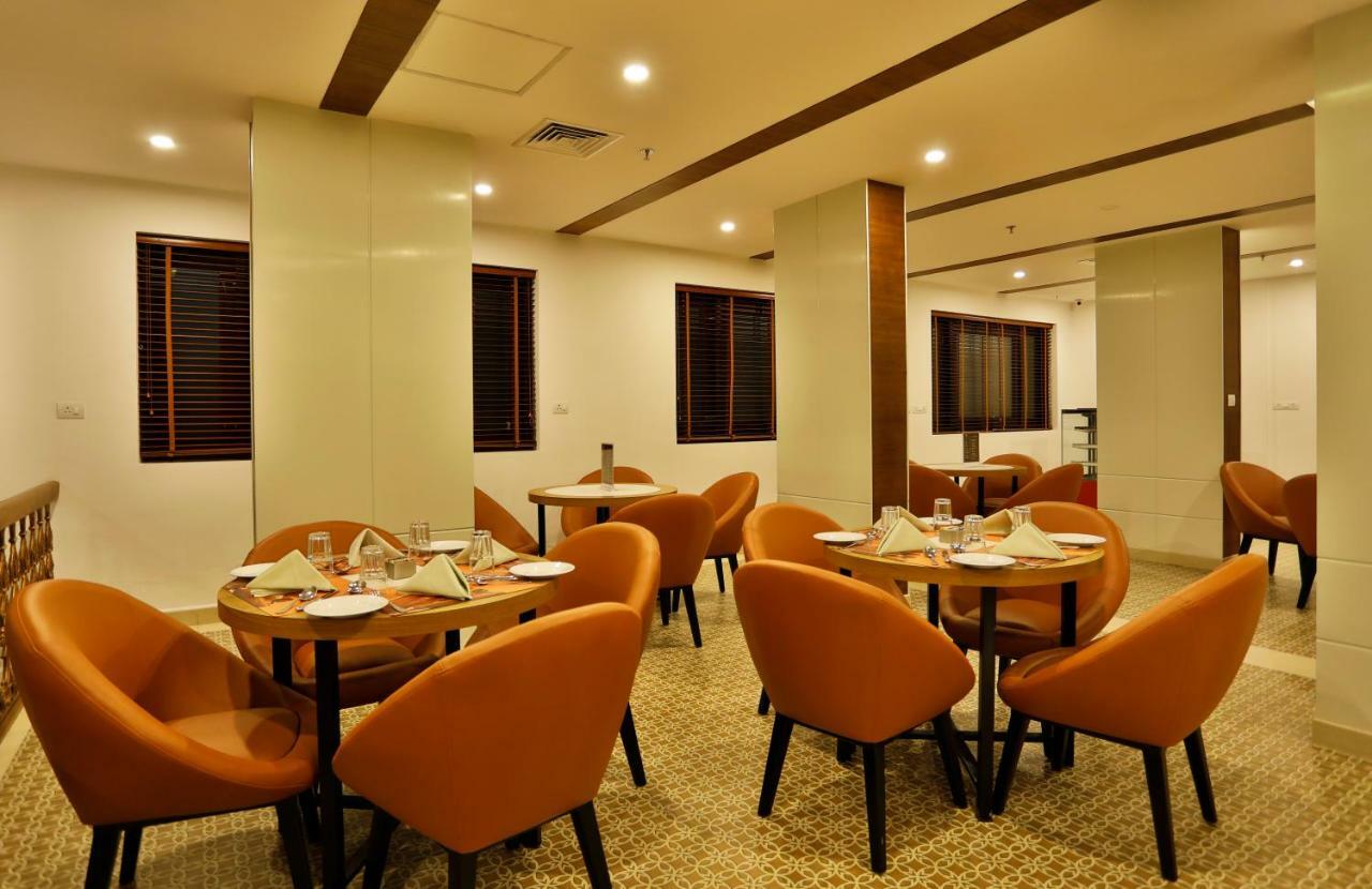 Hotel Sterling Thekkady Zewnętrze zdjęcie