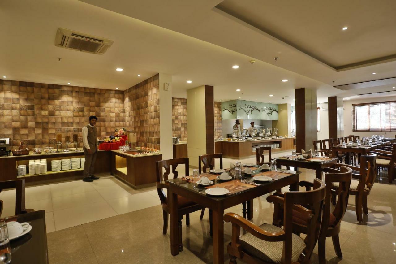 Hotel Sterling Thekkady Zewnętrze zdjęcie
