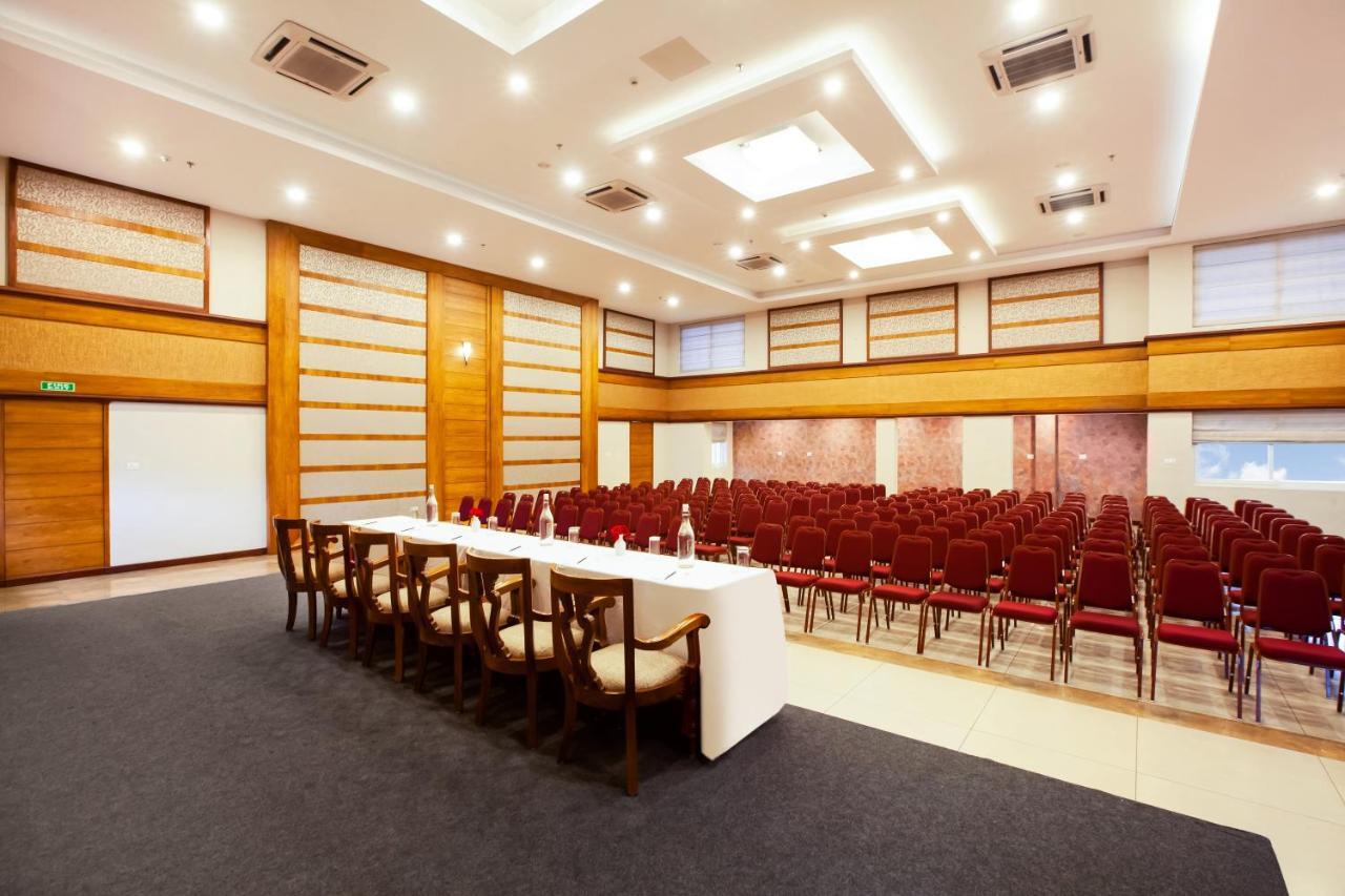 Hotel Sterling Thekkady Zewnętrze zdjęcie